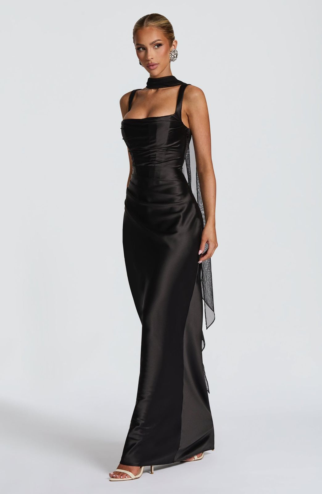 calanthe-maxi-dress-side-view-elegant-fit