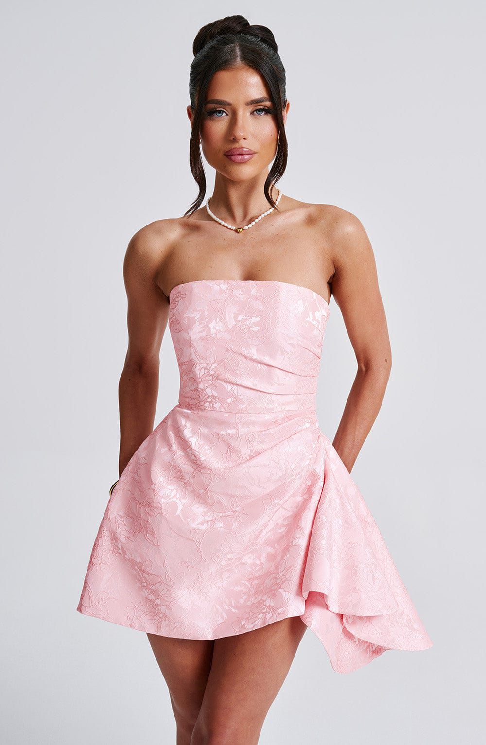 Elodie mini dress front view stylish fitted mini dress outfit